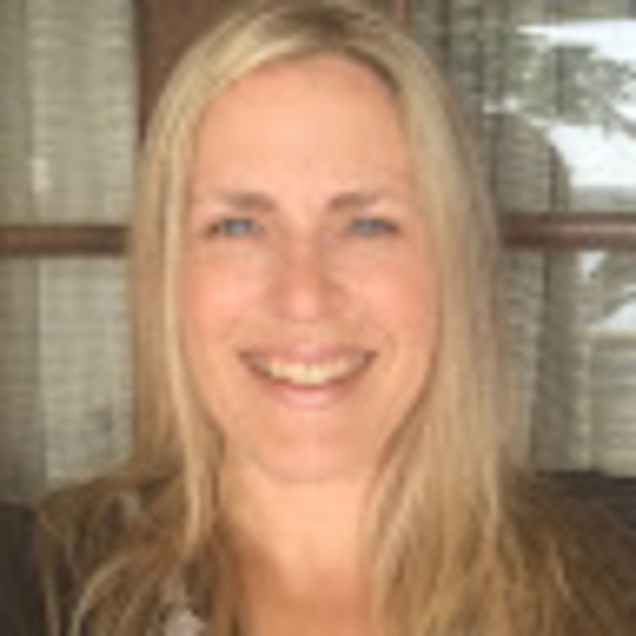 Meet your Posher, Elizabeth - Picture 1 of 1